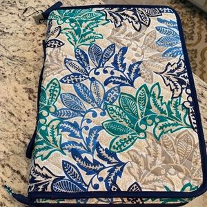 Vera Bradley Hanging Organizer- Santiago